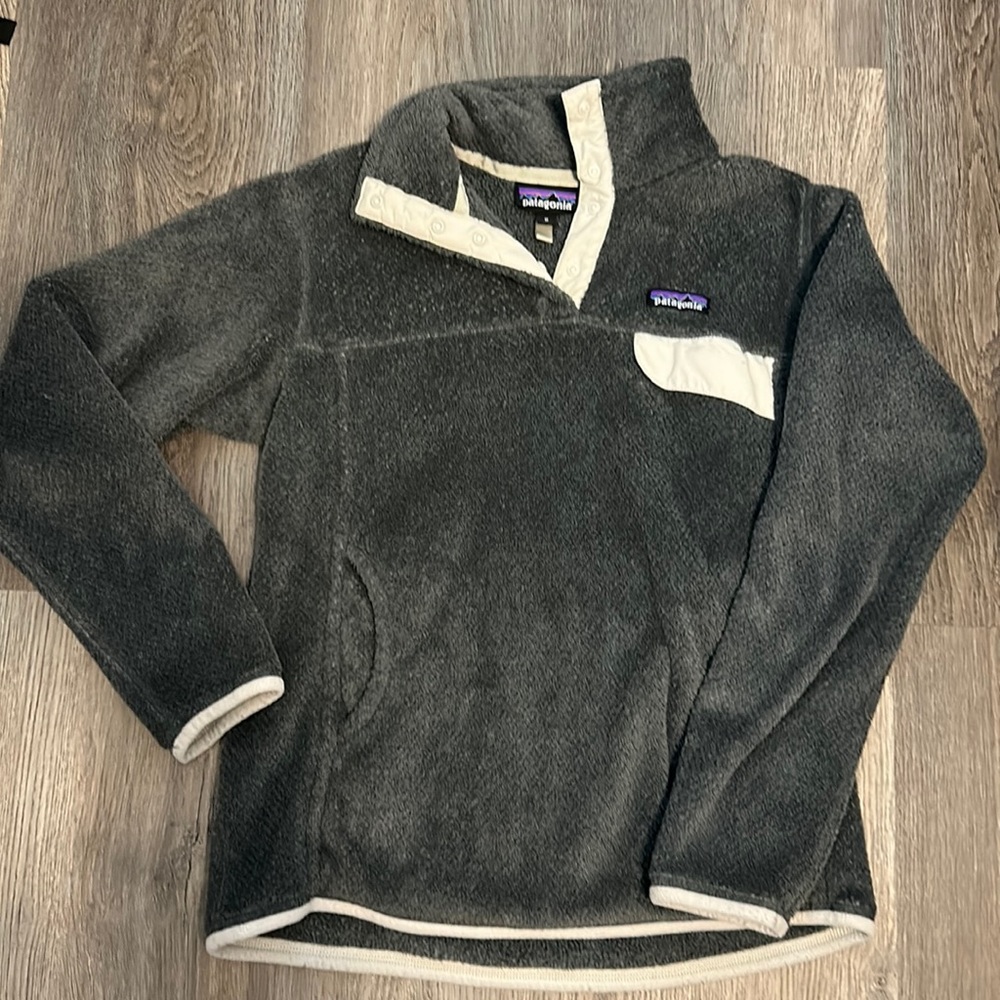 Women’s Patagonia pullover